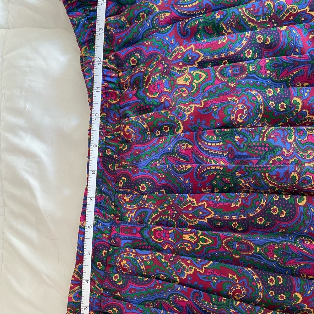 Vintage Elegant Paisley Midi Skirt in Purple and Pink - Picture 8 of 10